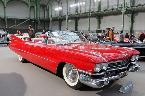рко-красный Cadillac 1959 года выпуска, владельцем которого был пивной магнат Альфред Хейнекен