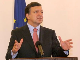 Председатель Еврокомиссии назвал евро «надёжным щитом»
