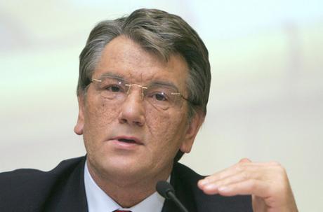 Ющенко прогнозирует уменьшение золотовалютных резервов в этом году до 26 млрд долларов