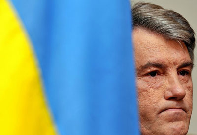 Ющенко предрекает снижение курса доллара