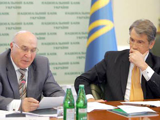Ющенко в ходе встречи с Стельмахом обсудил ситуацию с банками