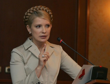 Тимошенко прогнозирует стабильность гривни в связи с ростом производства металлов