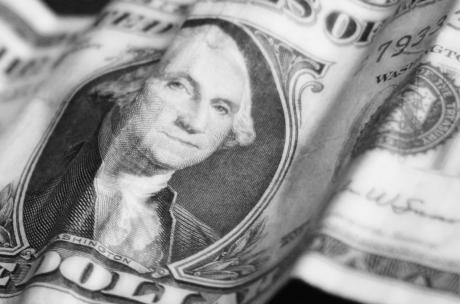 Эксперт: Скачки доллара будут продолжаться