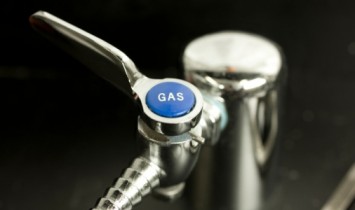 Россия не станет понижать цену на газ взамен на создание консорциума