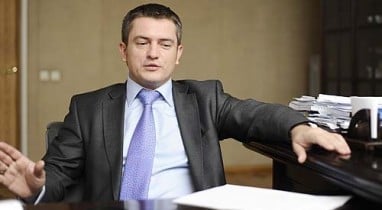 Януковича просят остановить дерибан активов при ликвидации Укрпромбанка