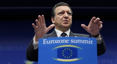 Главы стран ЕС договорились спасти евро