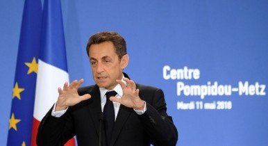 В ФРГ заявили, что Саркози не угрожал выйти из еврозоны