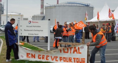 Во Франции из-за забастовок начался энергетический кризис