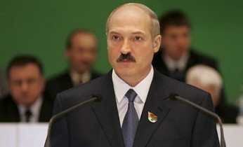 Александр Лукашенко побеждает с 72%