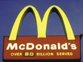 Безработный американец выиграл миллион долларов в «Макдональдсе»