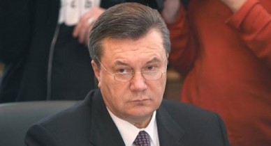Янукович ветировал закон об обязательной продаже доли миноритариев владельцу 95% акций