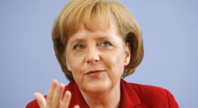 Меркель пообещала не возвращаться к марке