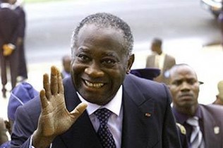 Президент Кот-д'Ивуара решил сдаться оппозиции