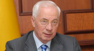 Азаров потребовал бюджетной стабильности