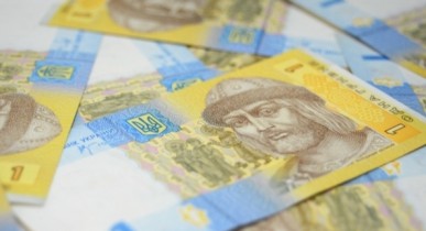 ВР не разрешила международным финансовым организациям кредитовать Украину в гривне