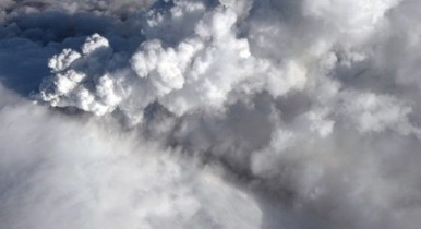 Облако вулканического пепла из Исландии может достичь Великобритании