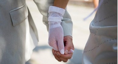 Несовершеннолетним украинкам запретят выходить замуж