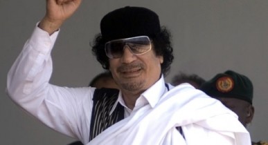Европейский союз заморозил счета портов Каддафи