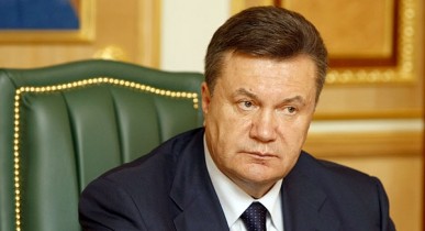 Янукович требует на этой неделе повысить пенсионный возраст