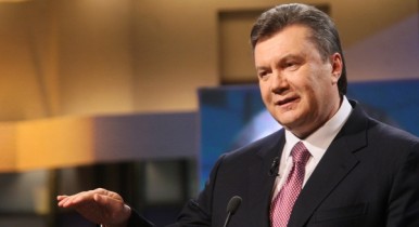 Янукович считает, что реформирование медицины в Украине началось успешно