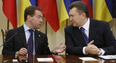 Завтра Янукович может передать России газотранспортную систему — источник