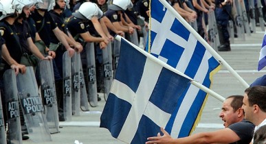 Парламент Греции пошел против народа ради кредита МВФ