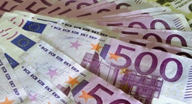 Евро может обвалиться из-за дефолта и слухов