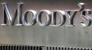 Moody's, завышают оценки за плату.