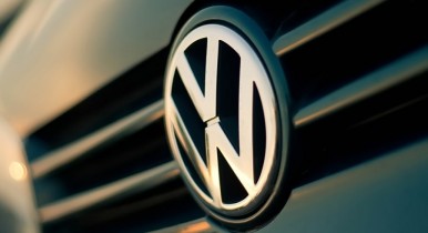 Volkswagen, крупнейшим автопроизводителем в мире.