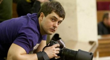 Виталий Розвадовский, убит фотограф еженедельника 2000, в Киеве убит фотограф еженедельника 2000.