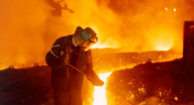 Давос: Украина сможет выжить лишь за счет внутреннего потребления металла