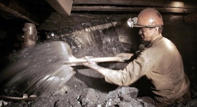 Шахтерам повысят «минималку», шахтерам обещают повысить зарплаты.