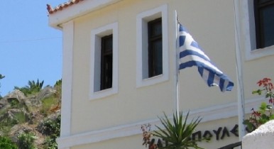 Греки выводят деньги из банков после парламентских выборов.