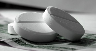 Лекарство от жадности. Как заставить фармацевтов снизить цены.