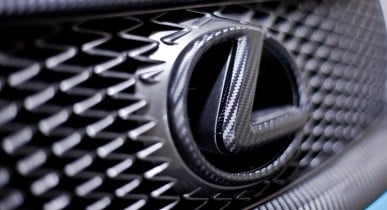 Lexus назвали самой надежной маркой автомобиля.