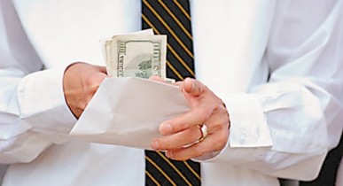Как взять кредит, получая зарплату в конверте?