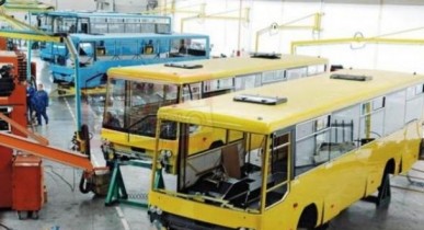 Украинские автопроизводители начали увольнять рабочих.