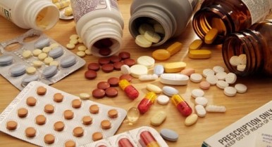 В Украине могут перестать продавать ряд импортных лекарств.