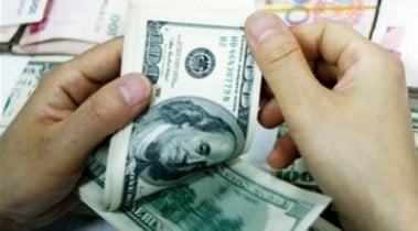 Налог на продажу валюты направлен на страхование валютных вкладов граждан, — НБУ