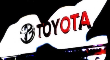 Toyota собирается вернуть себе статус лидера глобального автомобильного рынка