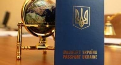 В Украине загранпаспорта снова в дефиците.