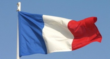 Франция оказалась на грани банкротства.