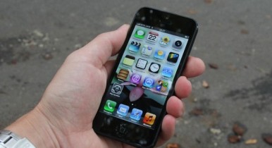 Лишь 11 тыс. iPhone5 ввезены в Украину легально