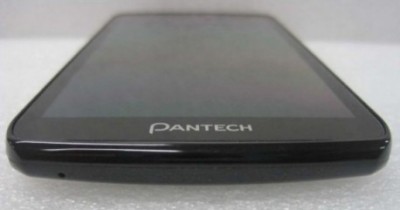Samsung приобрела 10% акций компании Pantech.
