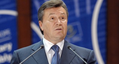 Янукович в Казахстане рассказал, как достичь роста экономики.