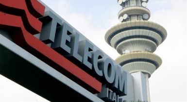 Telecom Italia инвестирует 10 млрд евро в развитие оптоволоконных интернет-сетей.