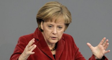 Меркель очертила угрозы ЕС от нового списания долга рецессивной Греции.
