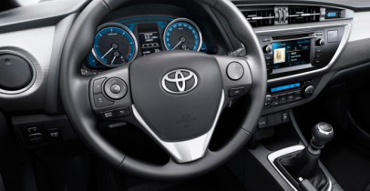 Toyota отзывает около 369 тыс. автомобилей в США, Японии и Европе.