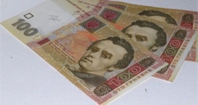 ACC рекомендует Украине избавиться от двойного обменного курса гривны.