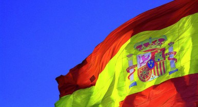 Испания рассматривает возможность первого выпуска 50-летних облигаций.